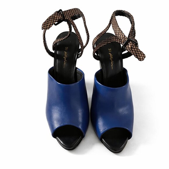 Shoes - Picture 2 of 8